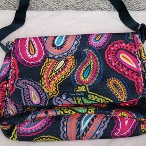 Vera Bradley messenger bag